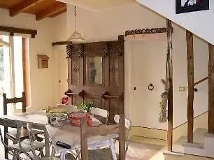לינה וארוחת בוקר Nidi Della Poiana